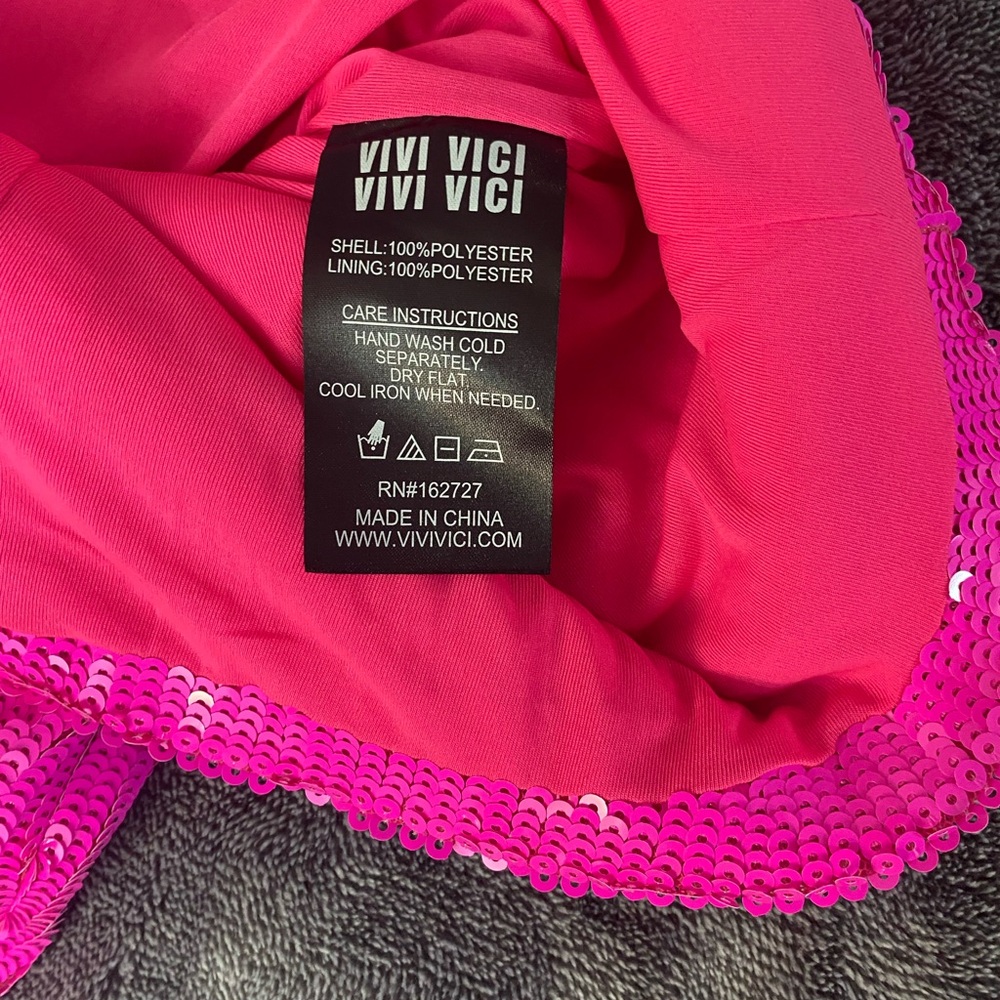 🔥 Vivi Vici Fuchsia Sequin Long Sleeve Mini Dress - Size XS - Keyhole Back - Picture 12 of 12